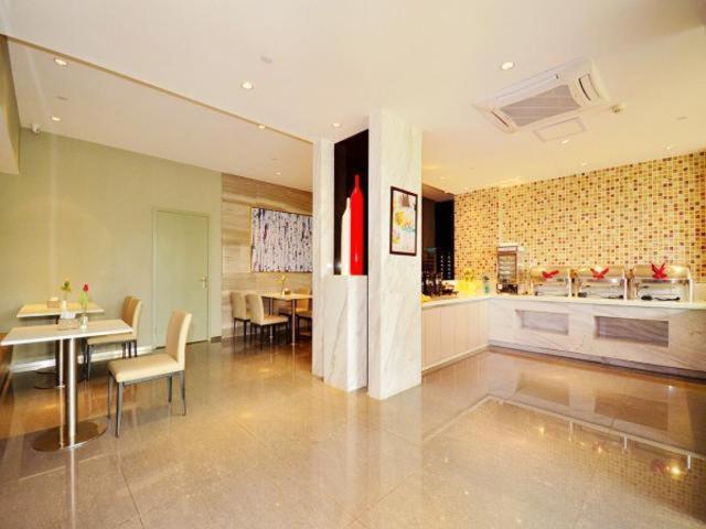 Jinjiang Inn Wuhan Optics Valley Avenue Gaoxiner Road Exterior foto